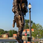 veteran memorial statue