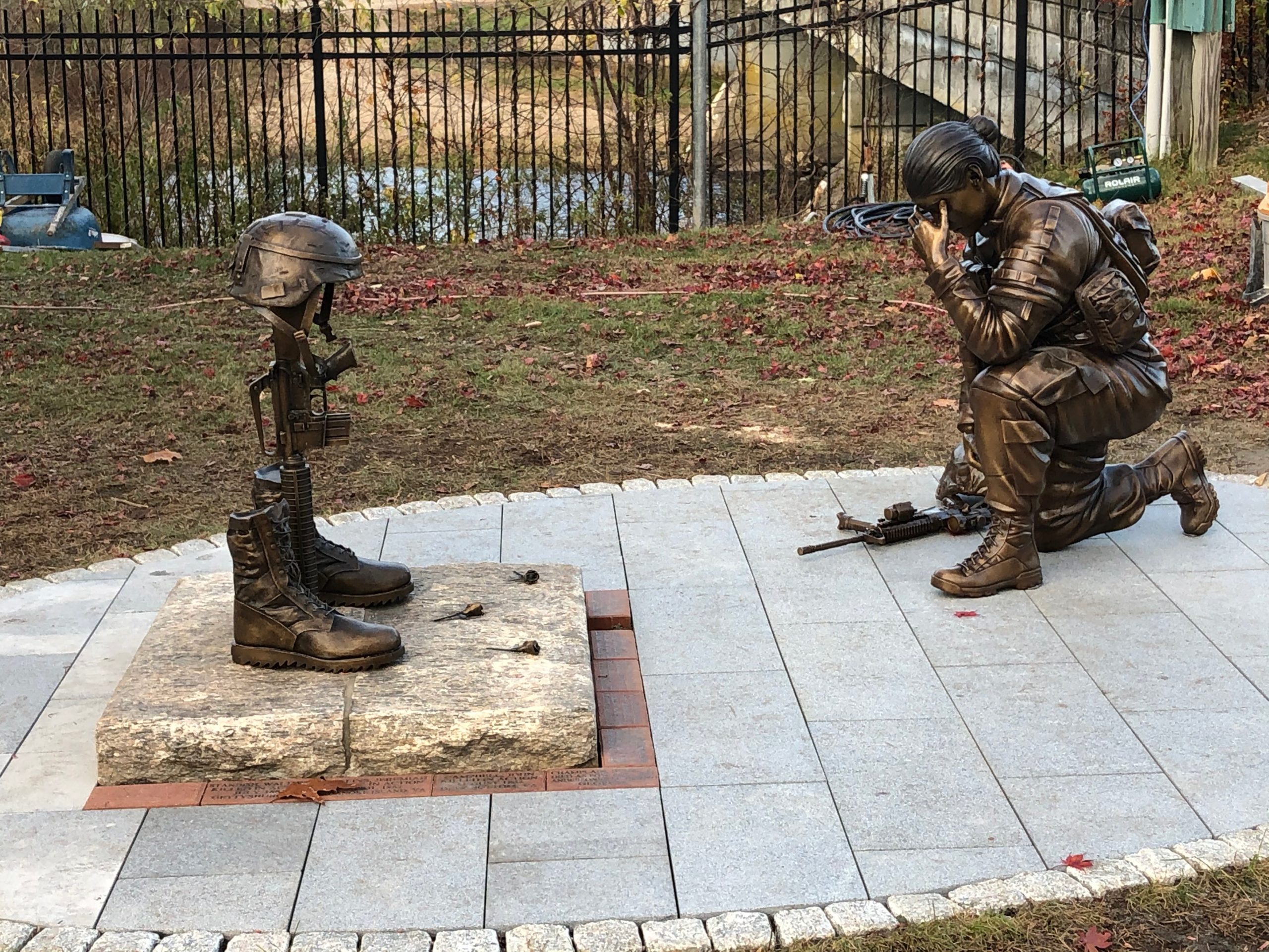bronze soldier memorial
