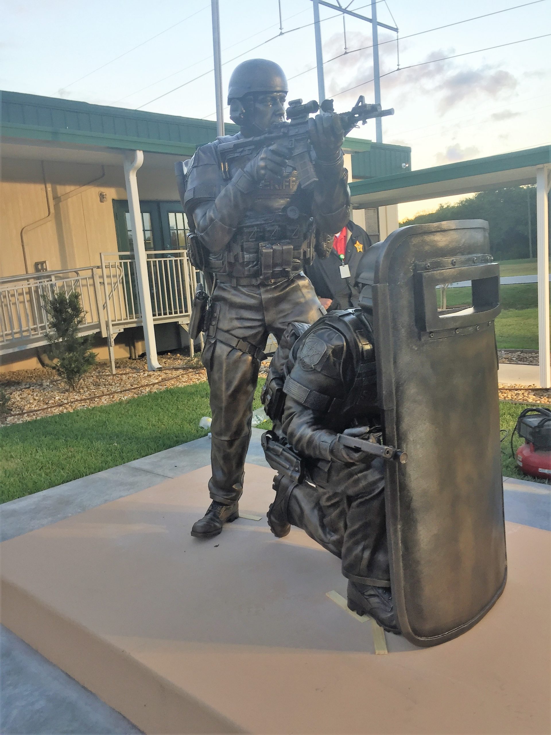 standing & kneeling swat statues